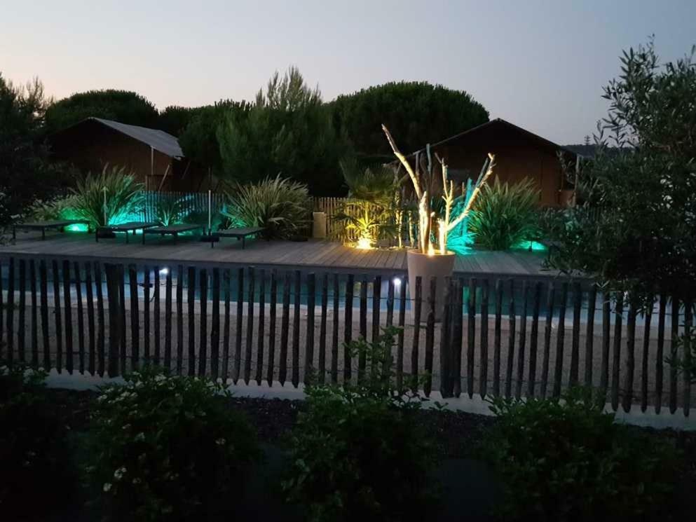 Les Lodges Saint Pierre Agde Extérieur photo